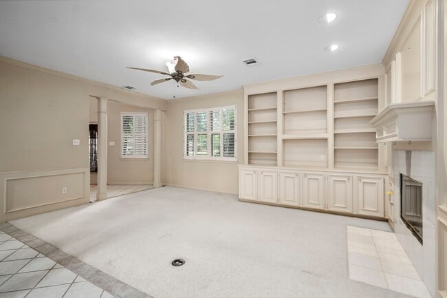 Photo - 14151 Buckingham Ln