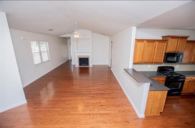 Photo - 240 River Meadow Dr