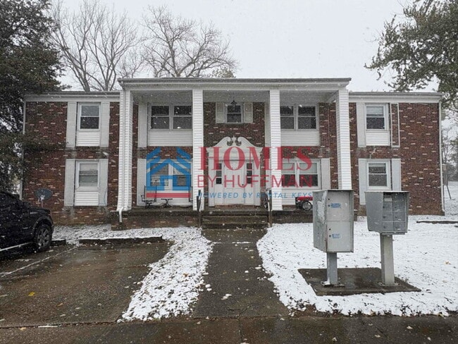 Building Photo - Two Bedroom Upstairs | Boonville | Deposit Special Unit 7