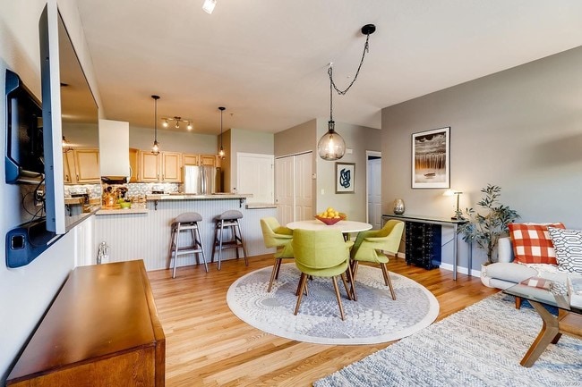 Photo - 2625 TABRIZ PL