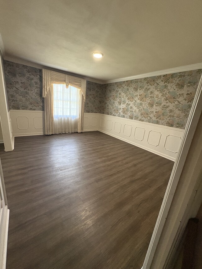 Photo - 1705 Alma Pl