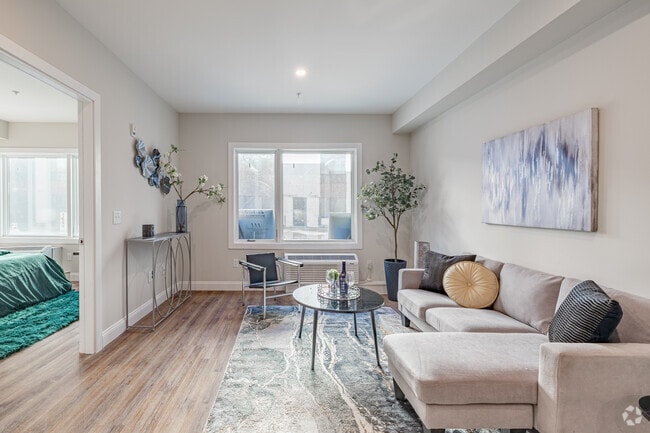 1BR, 1BA - 780SF - Living Room - Lakeview Apartments