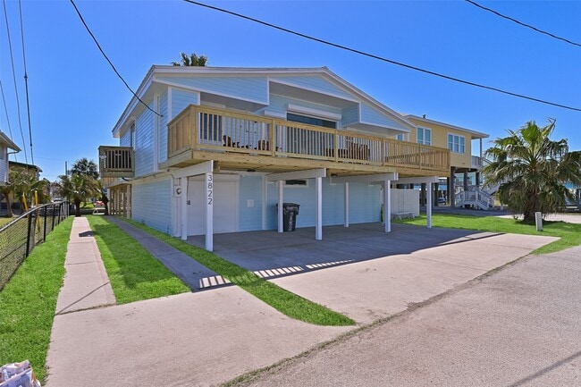 Building Photo - 3822 Concho Key Rental