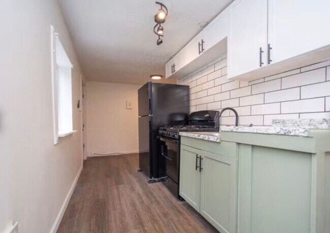 Photo - 1142 E Kentucky St