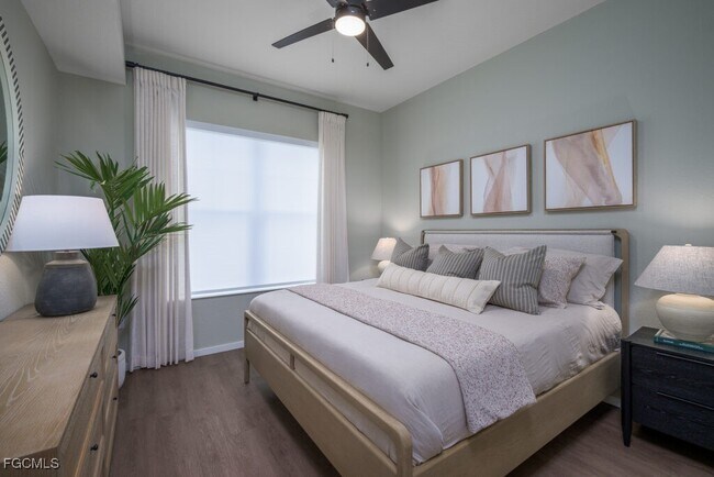 Photo - 8552 Collier Blvd Unidad 1B