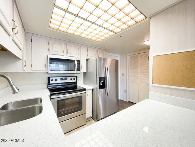 Photo - 10330 W Thunderbird Blvd Apartment Unit A330