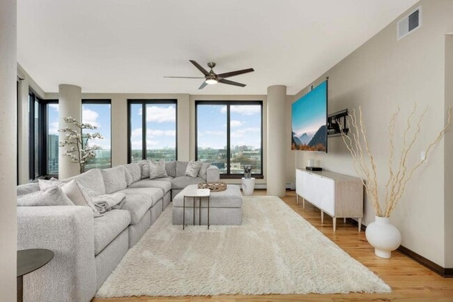 Photo - 1240 S 2nd St