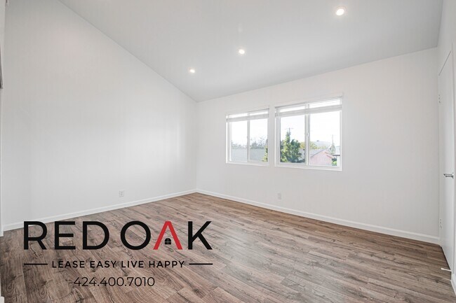 Photo - 11218 Oxnard St Unidad 3