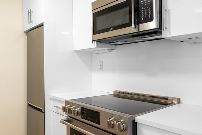 Photo - 21 Trowbridge St Unit 25