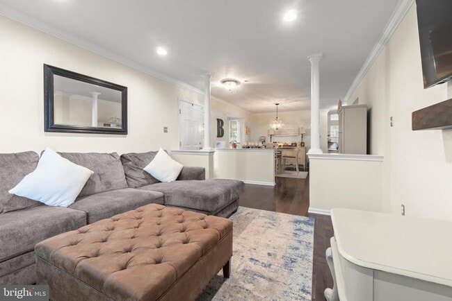 Photo - 221 Lookout Pl