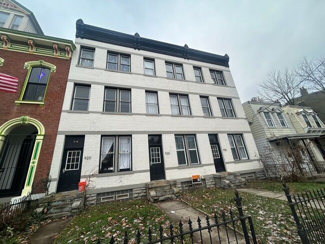 Building Photo - 920 Washington Ave Unit # 14