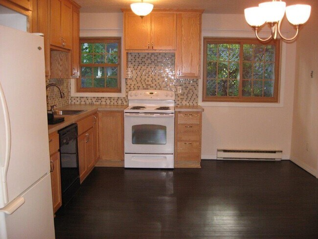 Photo - 1302 4th St N Townhome