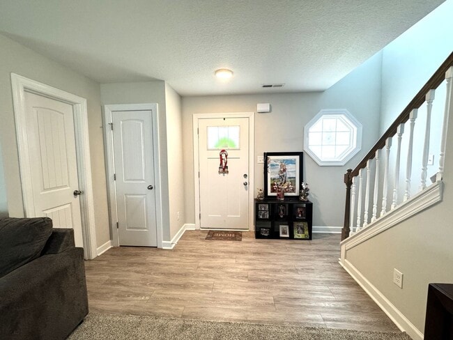 Photo - Beautiful Home! Convenient to Camp Lejeune!