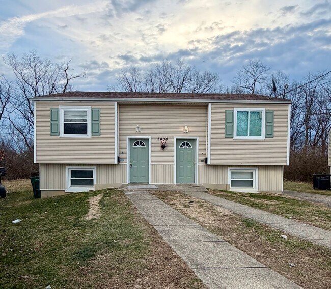 Building Photo - 3408 Ninann Ct Unit 3408-B