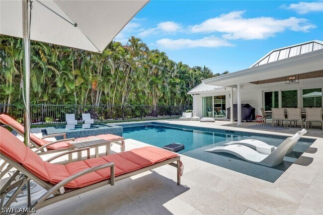 Photo - 765 High Pines Dr