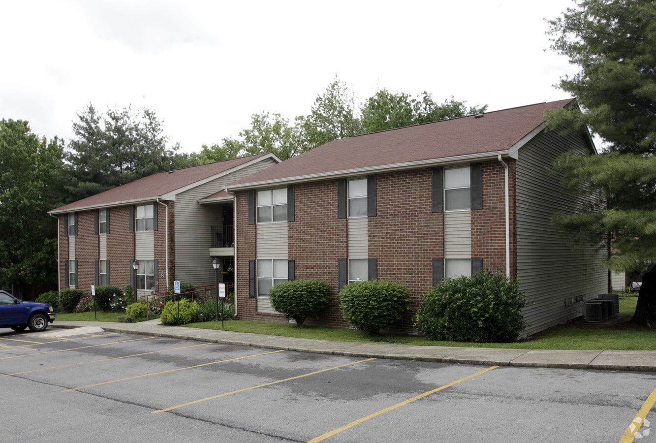 Photo - Woodland Apartments