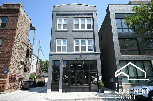 Photo - 2246 W Armitage Ave Unit 3