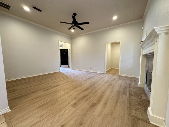 Photo - 4bed/2.5bath Home in Meadows South of Lubbock, TX!
