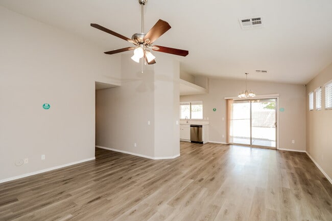 Photo - 5116 W T Ryan Ln