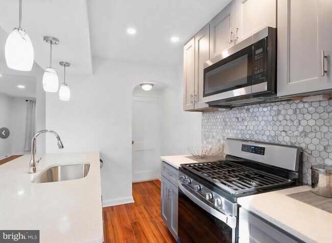 Photo - 8332 Forrest Ave