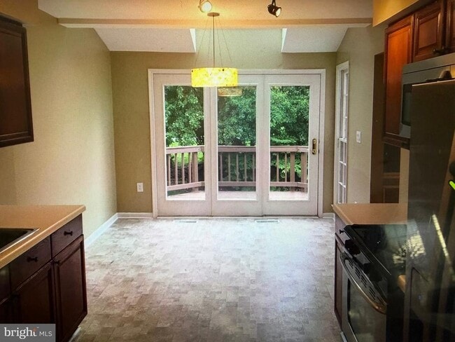 Photo - 6236 Walkers Croft Way