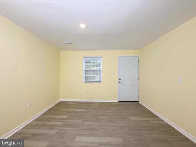 Photo - 9614 Meadow Lark Ave