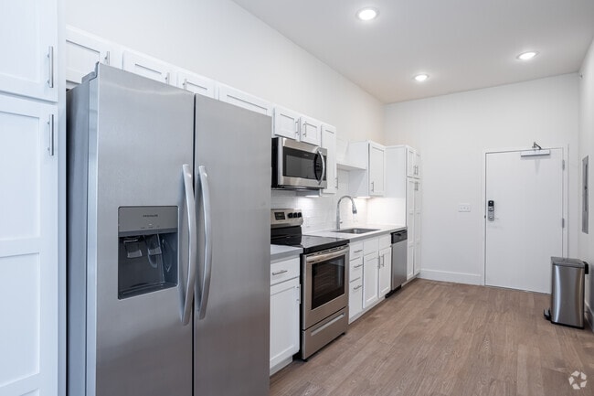 Studio, 1BA - 462 SF - Yellowstone