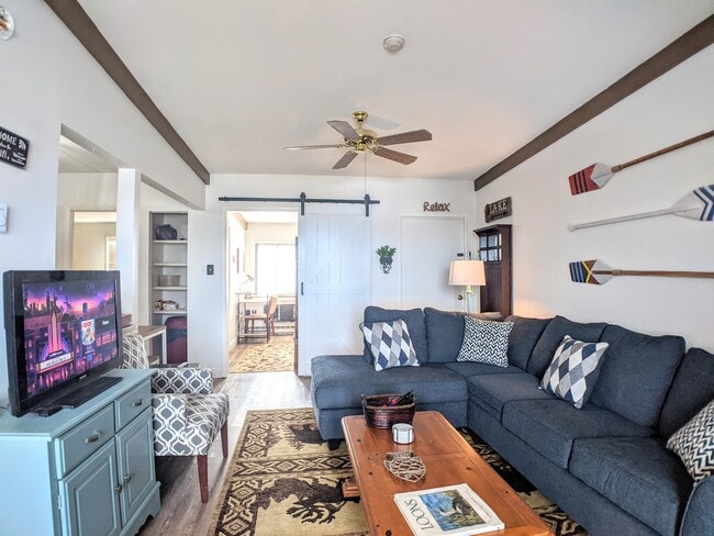 178 Treetop Cir
