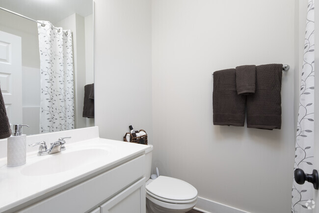 3 beds, 2 baths, 1,301 sq ft