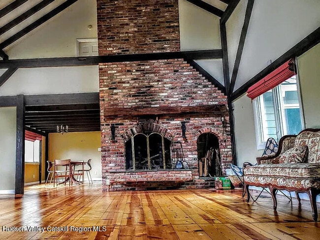 Photo - 136 Macedonia Rd