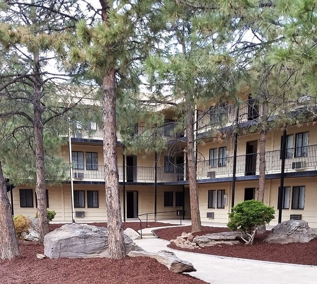 Photo - Williamsburg Community