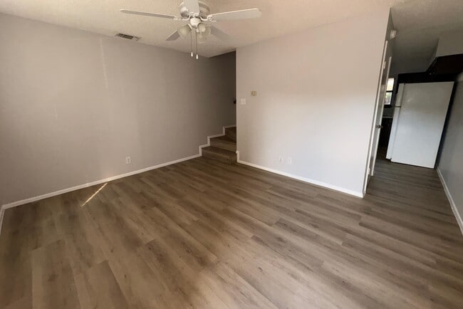 Photo - 1005 Castle Heights Dr Unit N/A