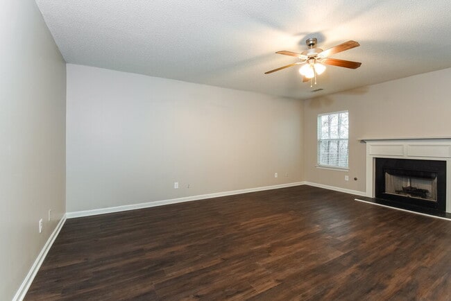 Photo - 187 Baywood Crossing