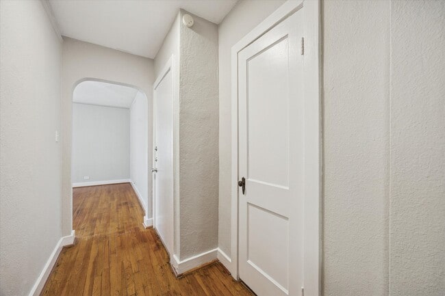 Photo - 1810 W Alabama St Unit 1