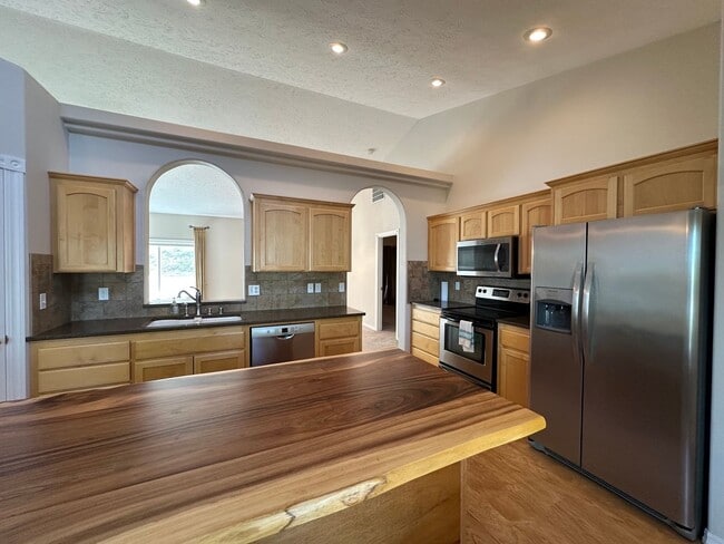 Photo - Spacious One-Level Living – 3 Bedrooms, 2 Baths, Central Valley School District