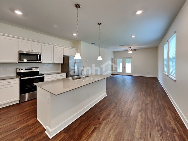 Photo - 1125 Walden Pond Dr