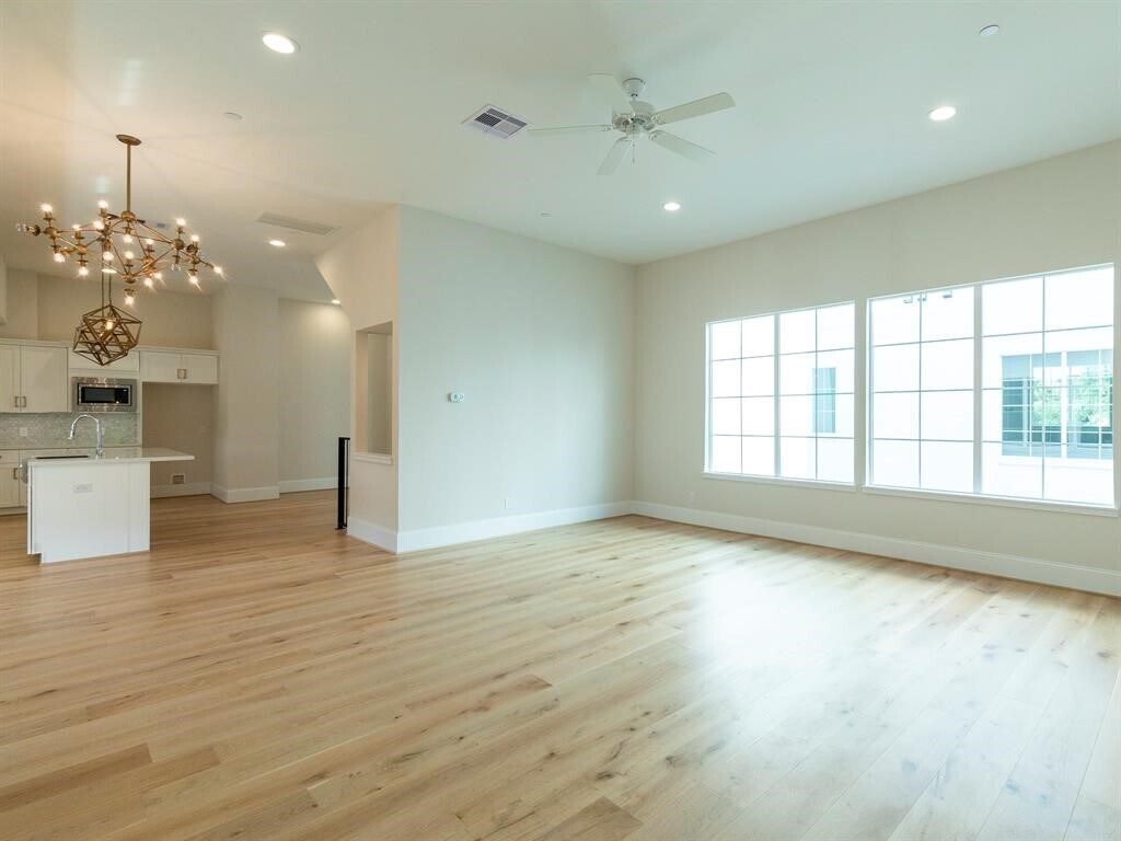 Photo - 3821 N Braeswood Blvd