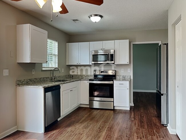 Photo - 103 Granary Dr