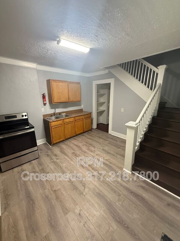 Photo - 3709 N Kenwood Ave