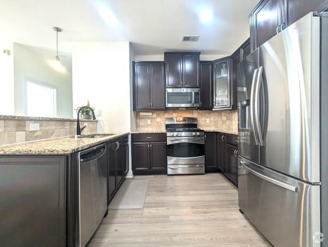 Building Photo - 443 2nd St Unit 215 Rental