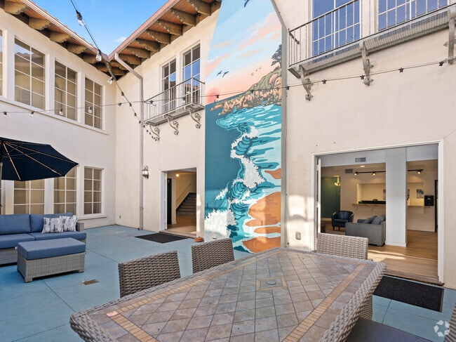 Outdoor Courtyard
