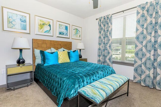 Photo - Big Perks, Big Savings – Up to $1,500 FREE... Unidad CSP