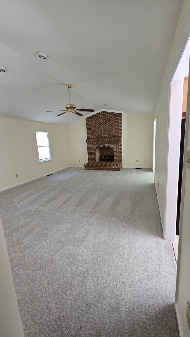 Photo - 7211 Wotton Rd