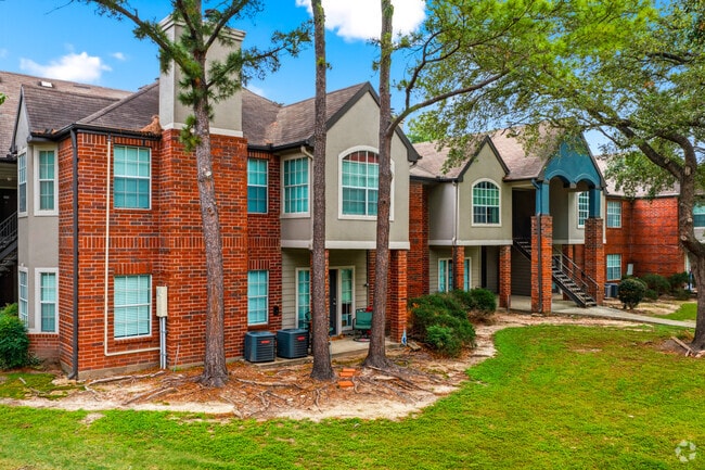 Building Photo - Kessler Jersey Village
