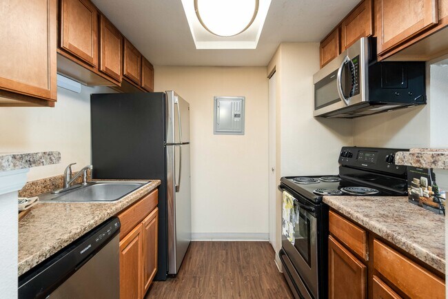 Photo - Oak Ridge Apartments