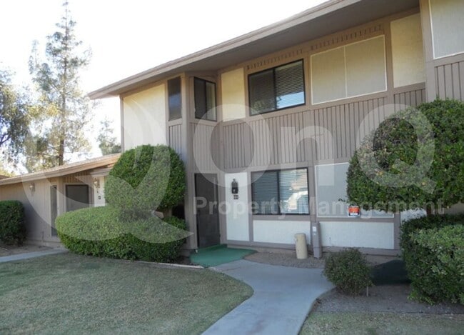 Building Photo - 1550 N Stapley Dr Rental