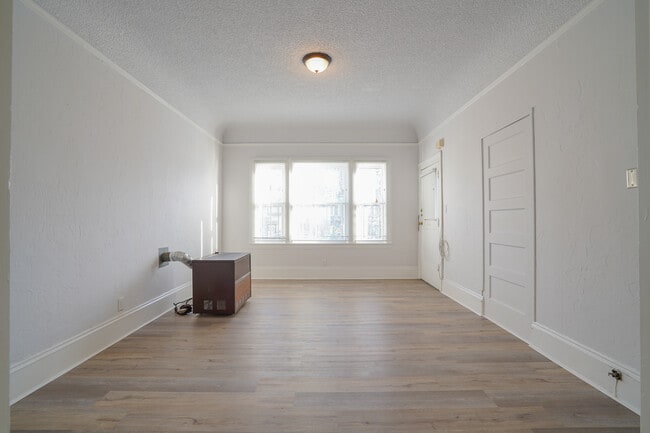 Photo - 185 10th St Unit A