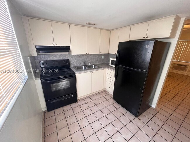 Photo - 13 NE 2nd St Unit 104
