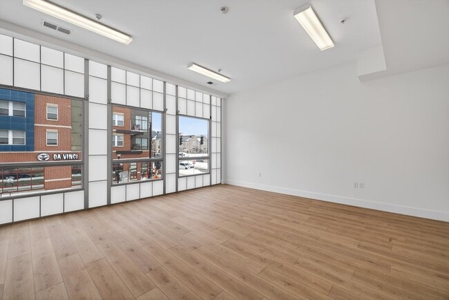 Photo - 116 E 3rd St Unit Apt 201
