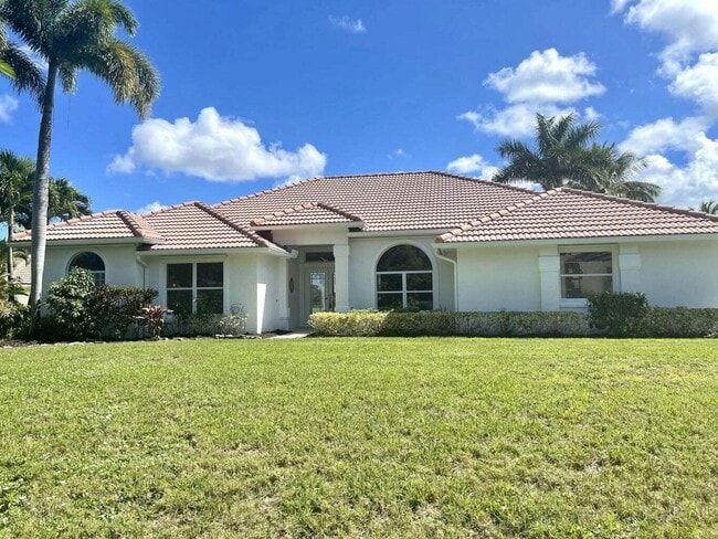 Photo - 4898 SW Lake Grove Cir